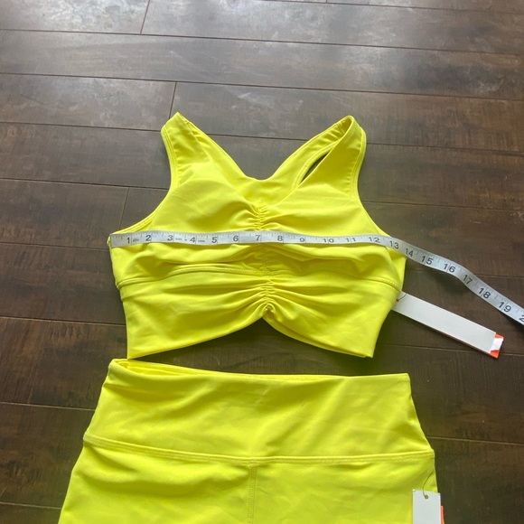 Aqua Athletic LDS Shirred sports bra and matching shorts - Picture 8 of 16